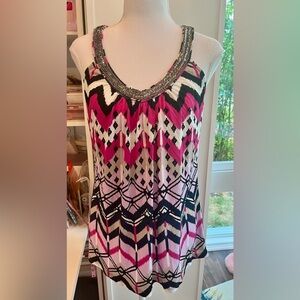 INC NWT Multicolor Sleeveless Beaded V-neck Printed in zig zag wave Size S